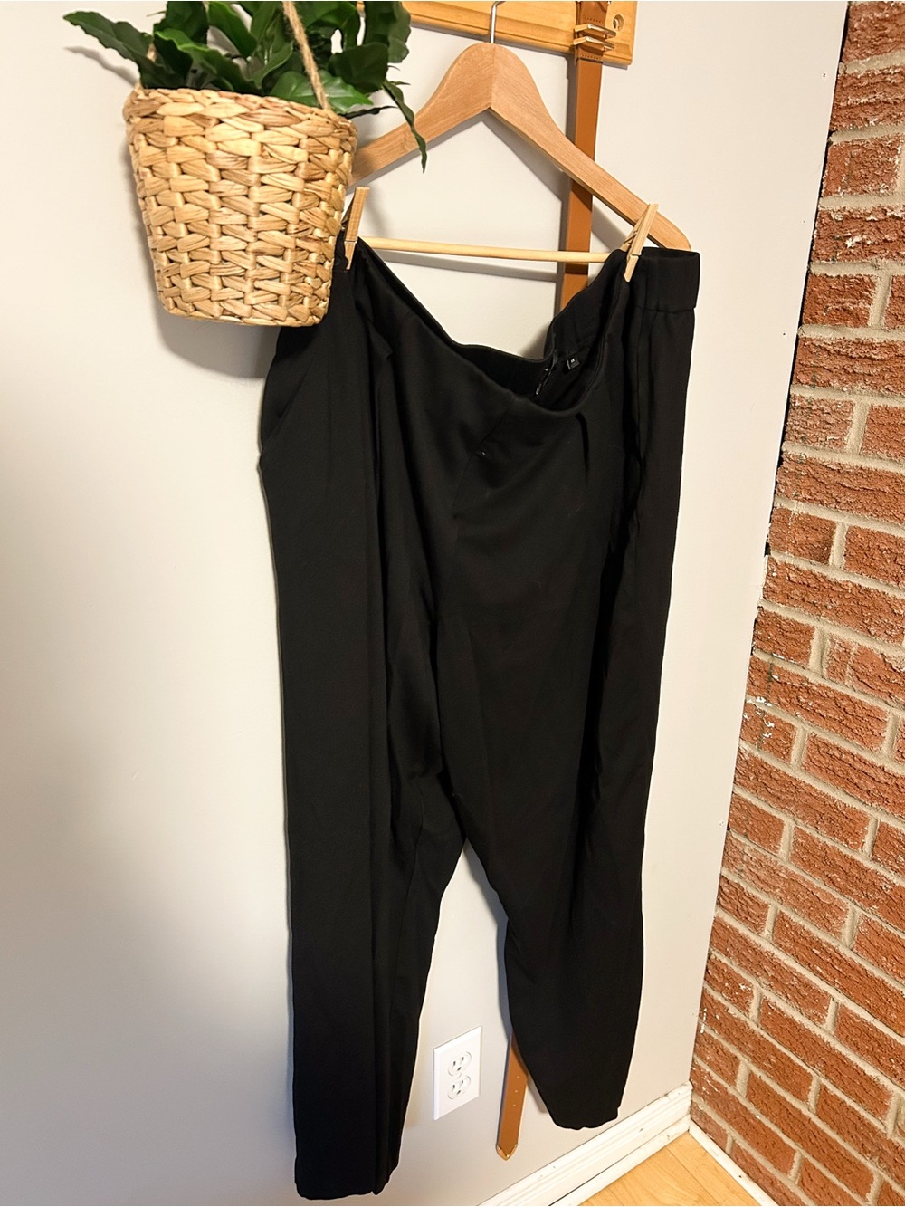 Black Women's  Pants